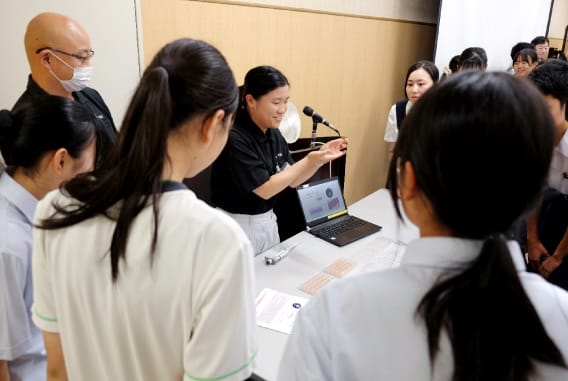 SSH向け再生医療講義・再生医療等製品の移植手技体験